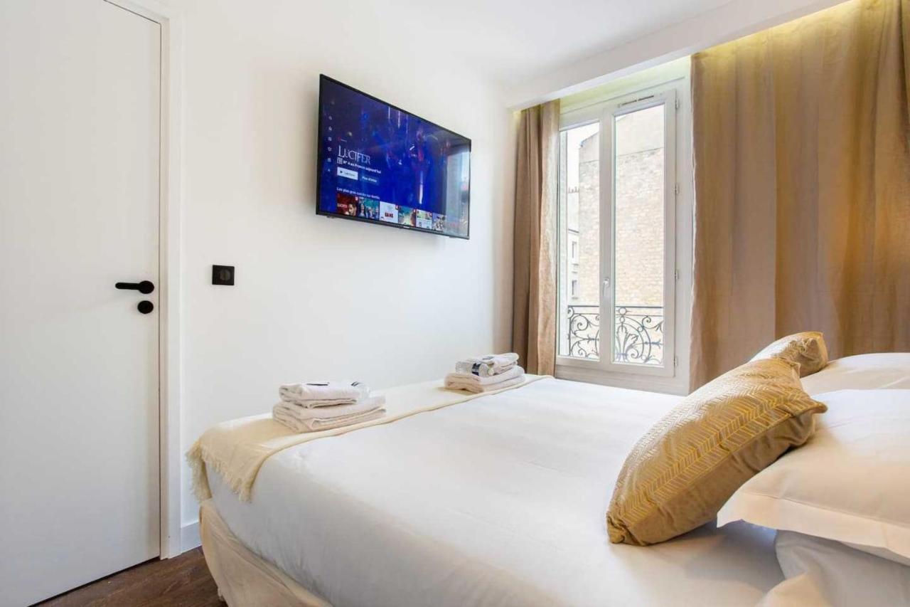 Chic And Cozy In The Heart Of Appartamento Parigi